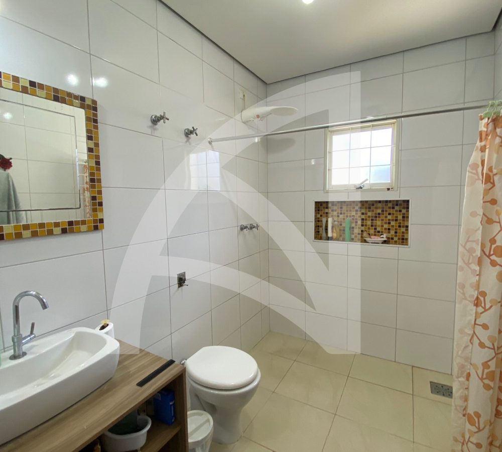 0A400760-310A-4EBE-8AC9-8E8168387F6E