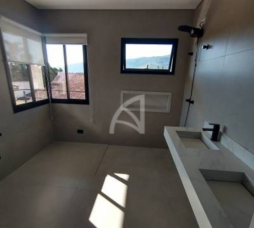 casa-com-4-quartos-a-venda-362m-no-vila-petropolis-atibaia-3